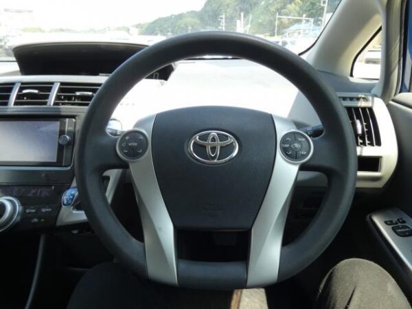 Ref:AUX-18926700 TOYOTA PRIUS ALPHA 2013 - Image 19