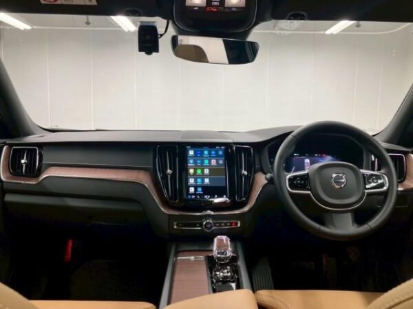 Ref:AUX-18938241 VOLVO XC60 2023 - Image 2