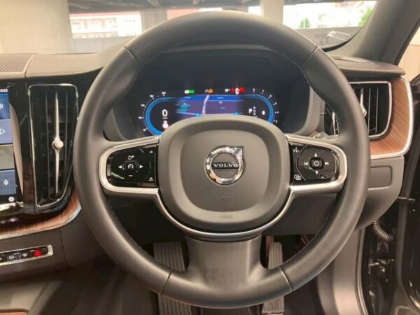 Ref:AUX-18938241 VOLVO XC60 2023 - Image 15