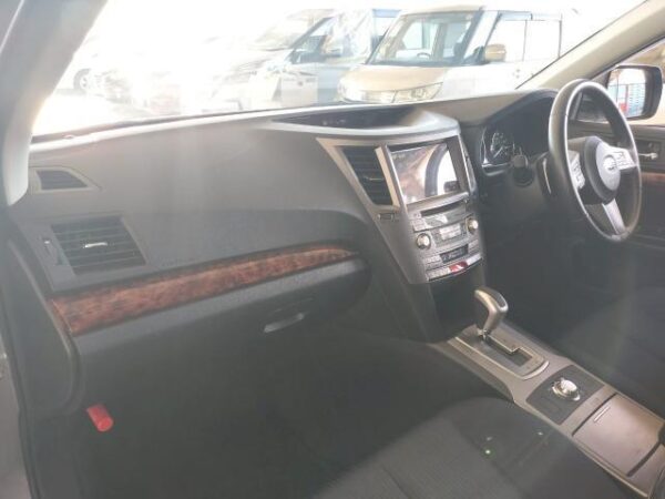 Ref:AUX-18940810 SUBARU LEGACY TOURING WAGON 2010 - Image 13