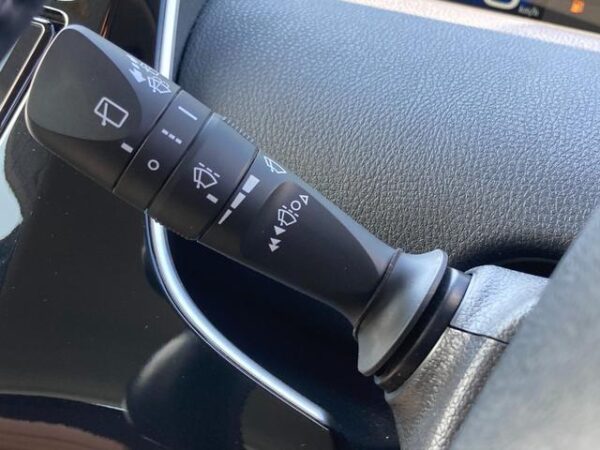 Ref:AUX-18952800 TOYOTA PRIUS 2020 - Image 17