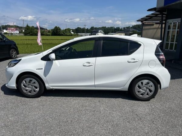 Ref:AUX-18957289 TOYOTA AQUA 2020 - Image 11
