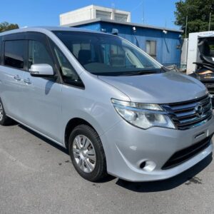2015 Nissan Serena silver gasoline used car Japan export