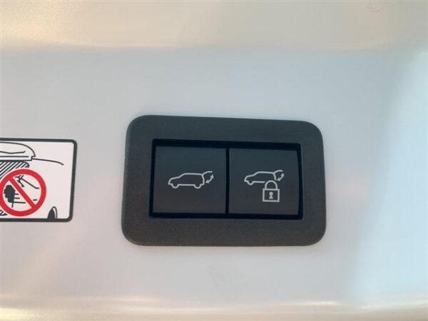 Ref:AUX-18967865 TOYOTA PRIUS 2023 - Image 12