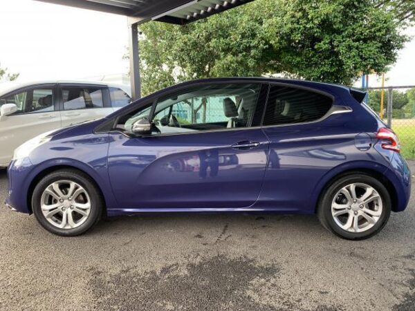 Ref:AUX-18971250 PEUGEOT 208 2015 - Image 11