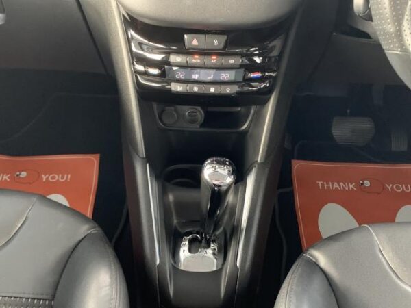 Ref:AUX-18971250 PEUGEOT 208 2015 - Image 16