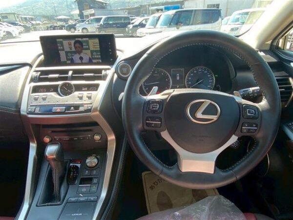 Ref:AUX-18971523 LEXUS NX 2018 - Image 15