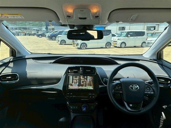 Ref:AUX-18971530 TOYOTA PRIUS 2021 - Image 2