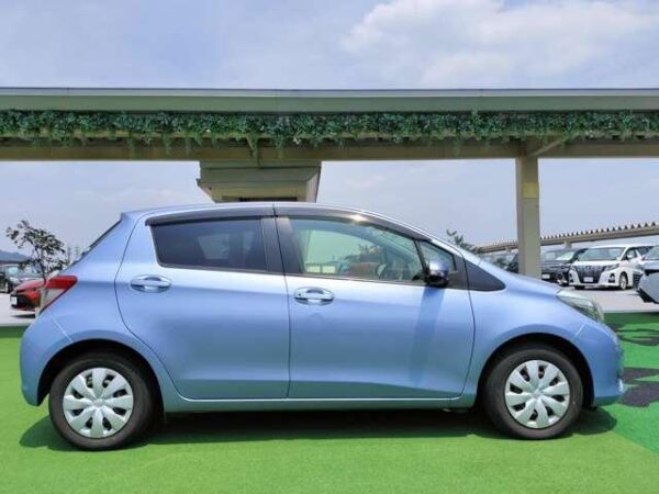 Ref:AUX-18971897 TOYOTA VITZ 2013 - Image 18