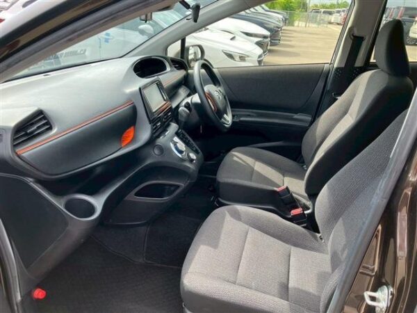 Ref:AUX-18977850 TOYOTA SIENTA 2019 - Image 17