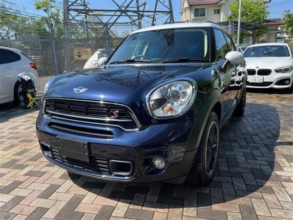 Ref:AUX-18977878 MINI MINI 2016