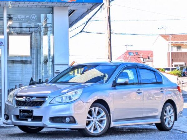 Ref:AUX-18978478 SUBARU LEGACY B4 2012