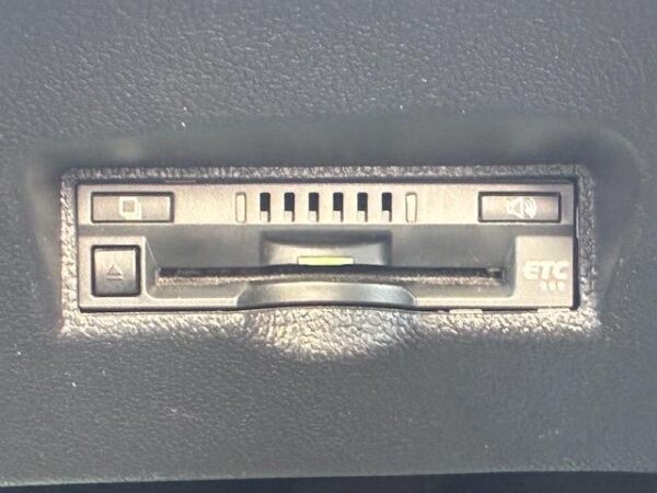 Ref:AUX-18992896 TOYOTA PRIUS 2018 - Image 8