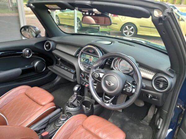 Ref:AUX-19007227 MINI MINI 2016 - Image 13