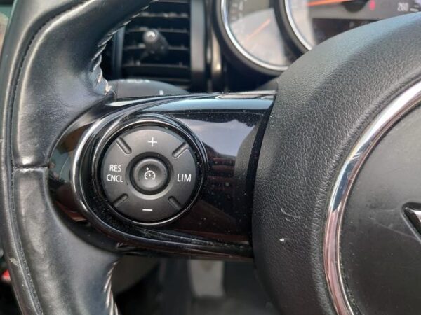 Ref:AUX-19007227 MINI MINI 2016 - Image 17