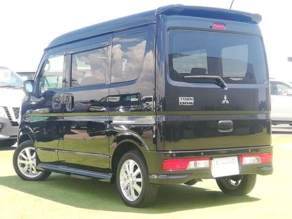 Ref:AUX-19008582 MITSUBISHI TOWN BOX 2020 - Image 4