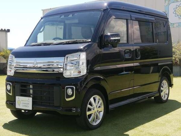 Ref:AUX-19008582 MITSUBISHI TOWN BOX 2020