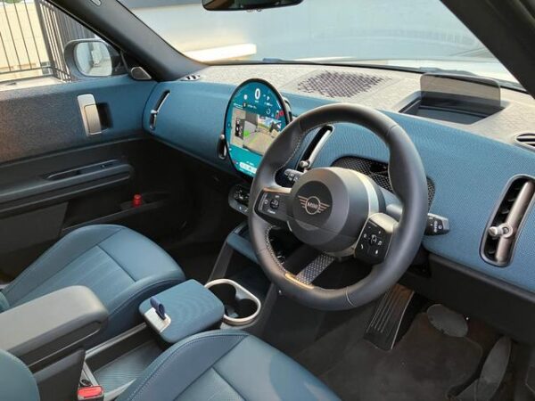 Ref:AUX-19009384 MINI MINI 2024 - Image 14
