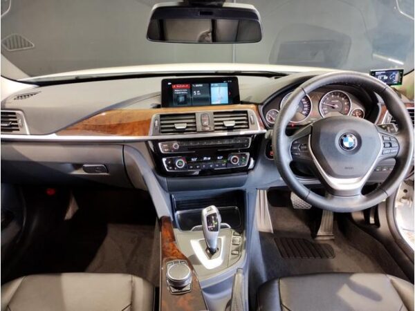 Ref:AUX-19009391 BMW 3 SERIES 2019 - Image 2