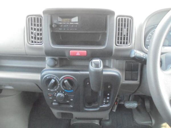 Ref:AUX-19011259 NISSAN CLIPPER VAN 2018 - Image 15
