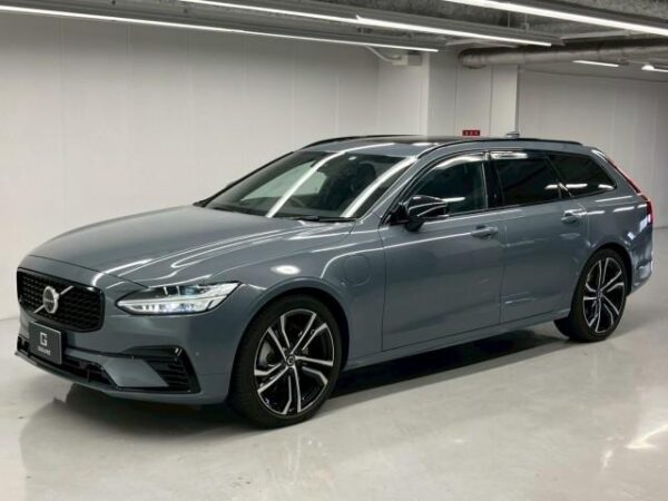 Ref:AUX-19011271 VOLVO V90 2022