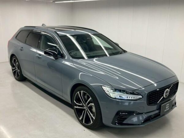 Ref:AUX-19011271 VOLVO V90 2022 - Image 8