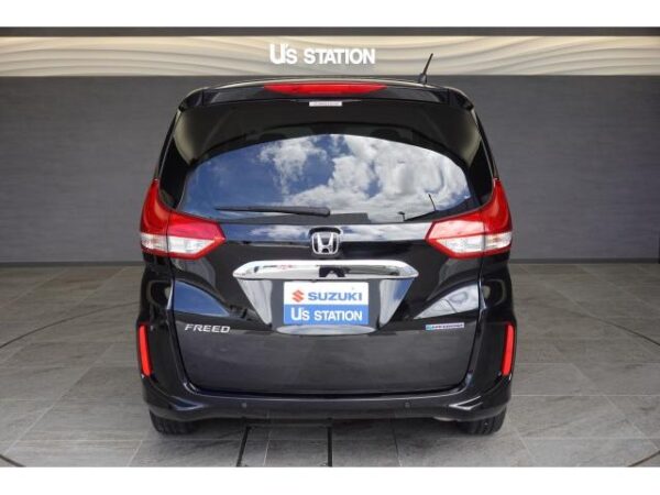 Ref:AUX-19011313 HONDA FREED HYBRID 2021 - Image 2