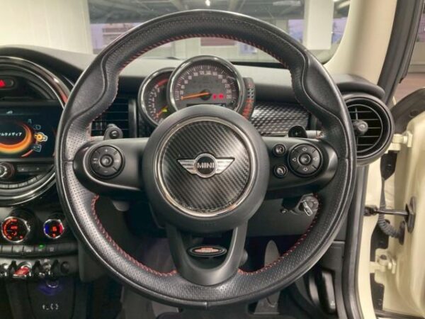 Ref:AUX-19011338 MINI MINI 2017 - Image 10