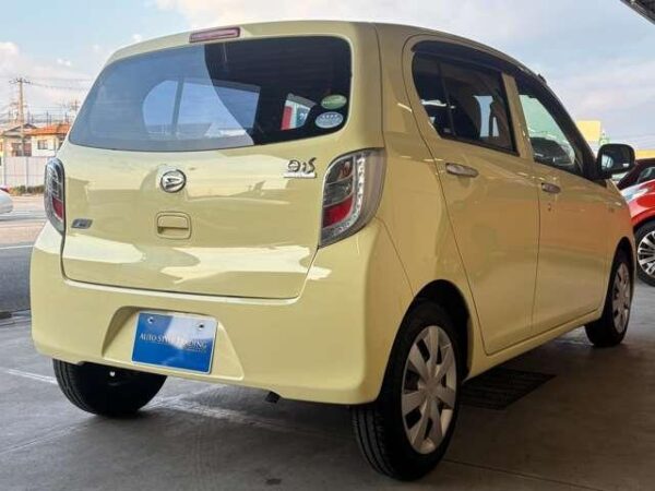 Ref:AUX-19011622 DAIHATSU MIRA E:S 2014 - Image 2
