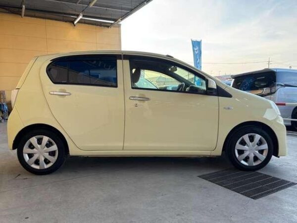 Ref:AUX-19011622 DAIHATSU MIRA E:S 2014 - Image 18