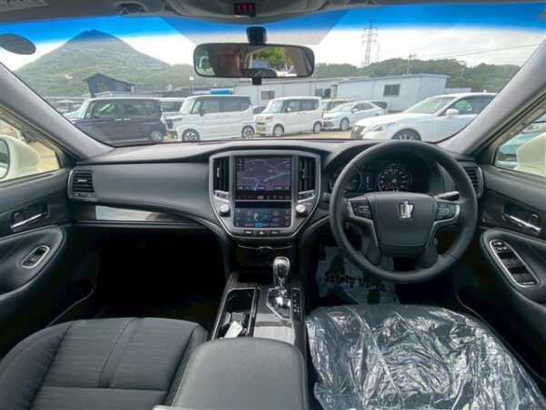 Ref:AUX-19014911 TOYOTA CROWN HYBRID 2015 - Image 2