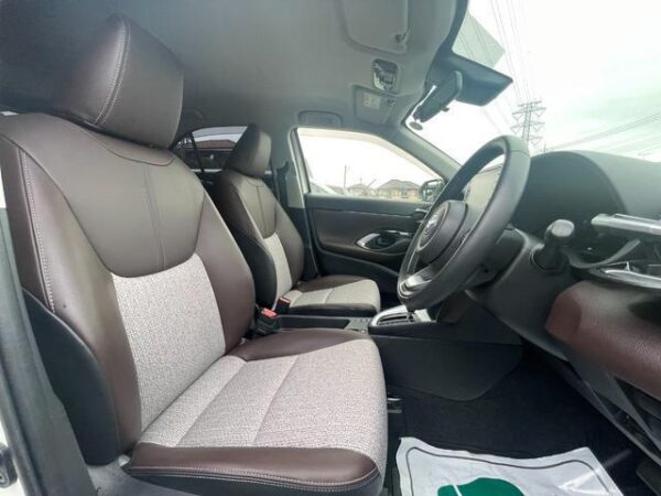 Ref:AUX-19021556 TOYOTA YARIS CROSS 2021 - Image 12