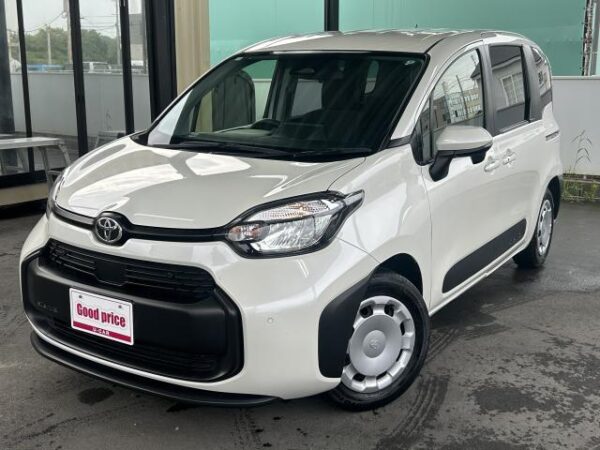 Ref:AUX-19023422 TOYOTA SIENTA 2023