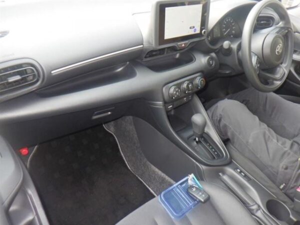 Ref:AUX-19025880 TOYOTA YARIS 2025 - Image 3