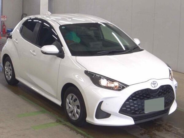 Ref:AUX-19025880 TOYOTA YARIS 2025