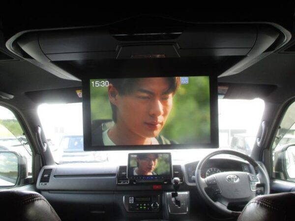 Ref:AUX-19025897 TOYOTA HIACE VAN 2023 - Image 2