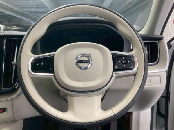 Ref:AUX-19026134 VOLVO XC60 2023 - Image 10