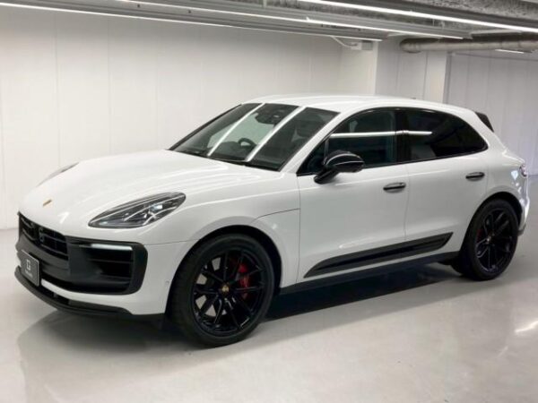 Ref:AUX-19026152 PORSCHE MACAN 2024