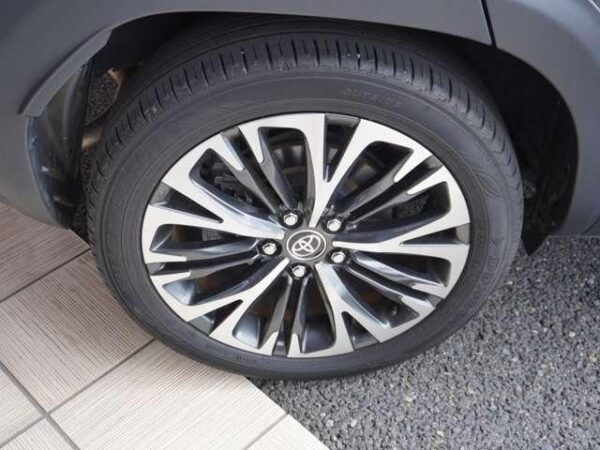 Ref:AUX-19030640 TOYOTA YARIS CROSS 2023 - Image 18