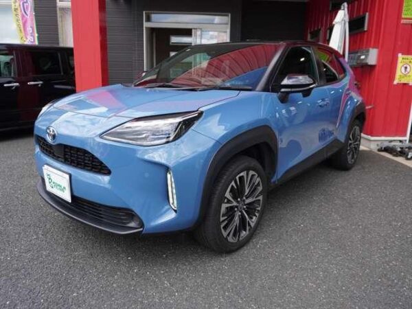 Ref:AUX-19030642 TOYOTA YARIS CROSS 2023