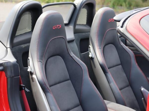 Ref:AUX-19036251 PORSCHE 718 BOXSTER 2024 - Image 17