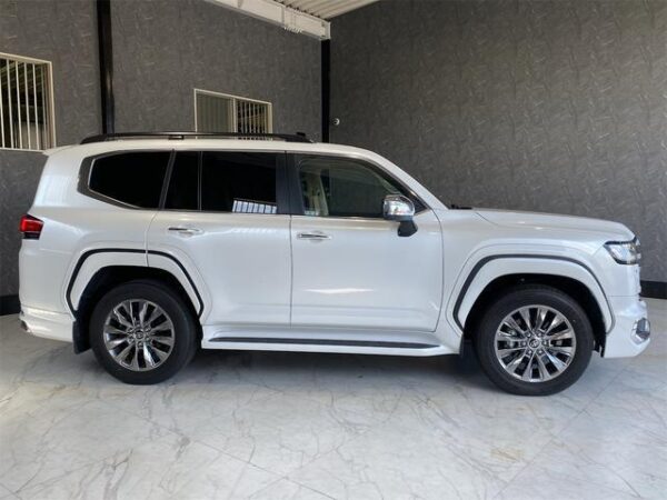 Ref:AUX-19036328 TOYOTA LAND CRUISER 2023 - Image 4