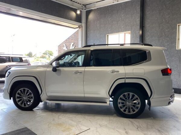Ref:AUX-19036328 TOYOTA LAND CRUISER 2023 - Image 5