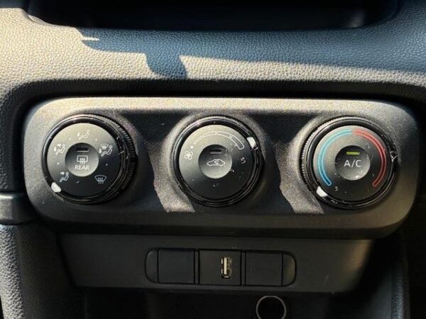 Ref:AUX-19036362 TOYOTA YARIS 2020 - Image 13