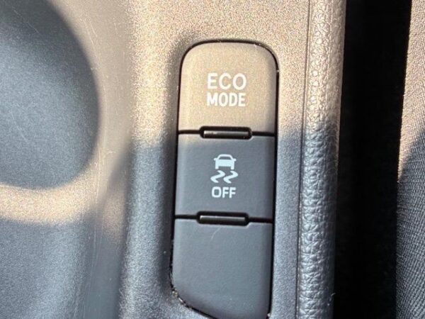 Ref:AUX-19036362 TOYOTA YARIS 2020 - Image 7