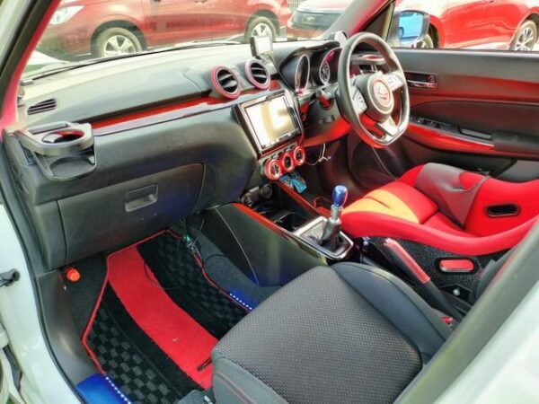 Ref:AUX-19037147 SUZUKI SWIFT SPORT 2018 - Image 13