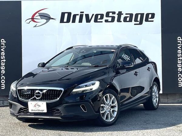 Ref:AUX-19040095 VOLVO V40 2019