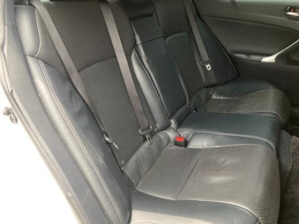 Ref:AUX-19040098 LEXUS IS 2011 - Image 19