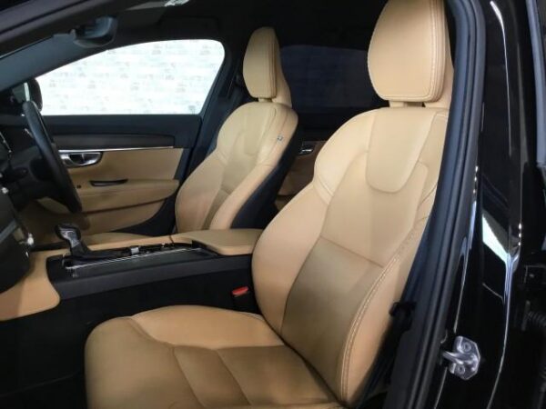 Ref:AUX-19040157 VOLVO V90 2019 - Image 12