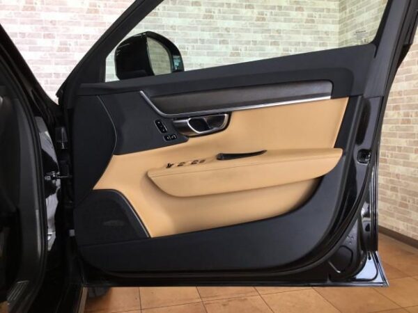 Ref:AUX-19040157 VOLVO V90 2019 - Image 19
